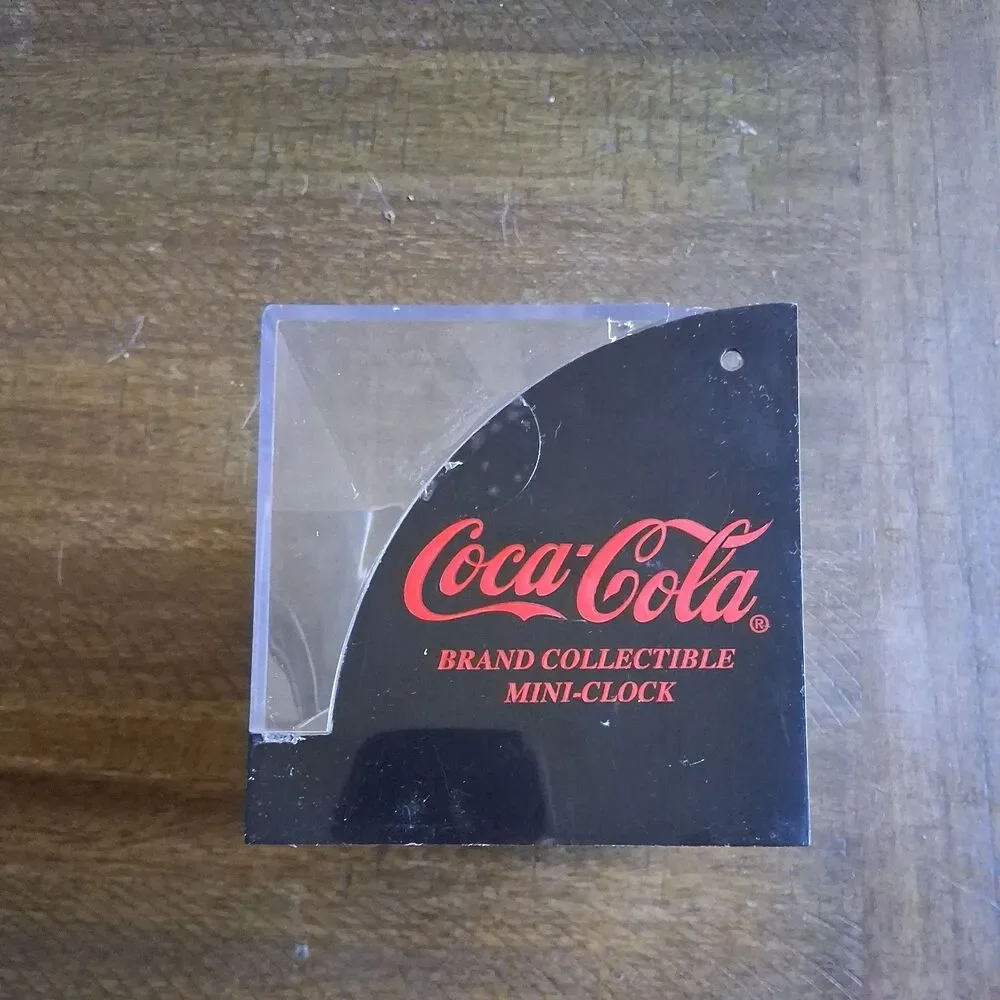 Coca Cola Collectable Mini Clock Bear w/ Coke Bottles in Plastic Case